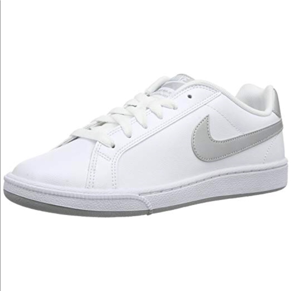 Nike Court Majestic Shoes